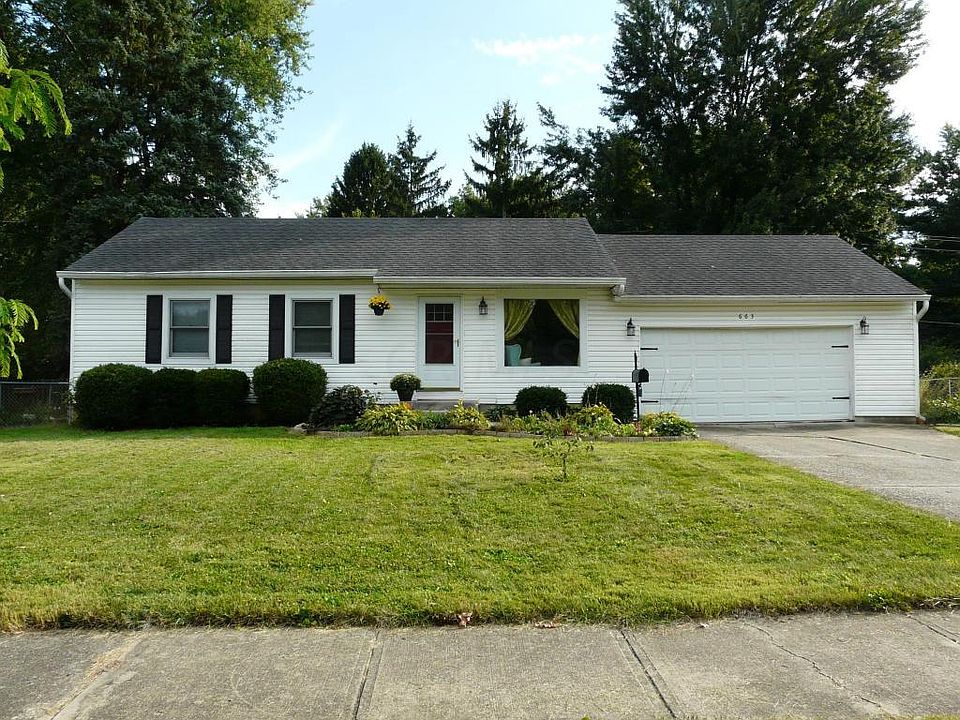 1st image of 663 Rebecca Ave