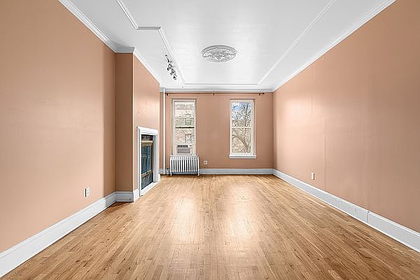 1st image of 1630 8th Ave APT 4