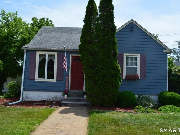 421 Wakelee Avenue, Stratford, CT 06614