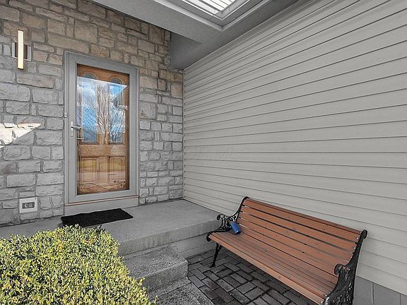 4th image of 9246 Windy Creek Dr