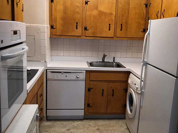 3rd image of 1900 John F Kennedy Blvd APT 1916