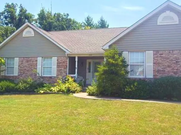 1520 Hibernation Holw, Wentzville, MO 63385