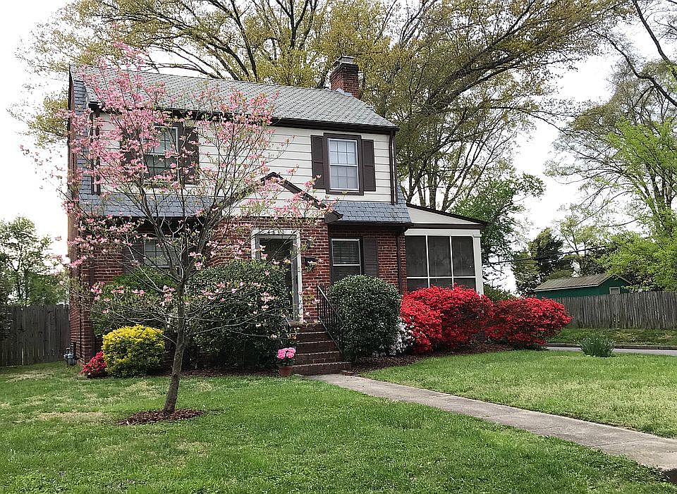 1st image of 4830 W Seminary Ave