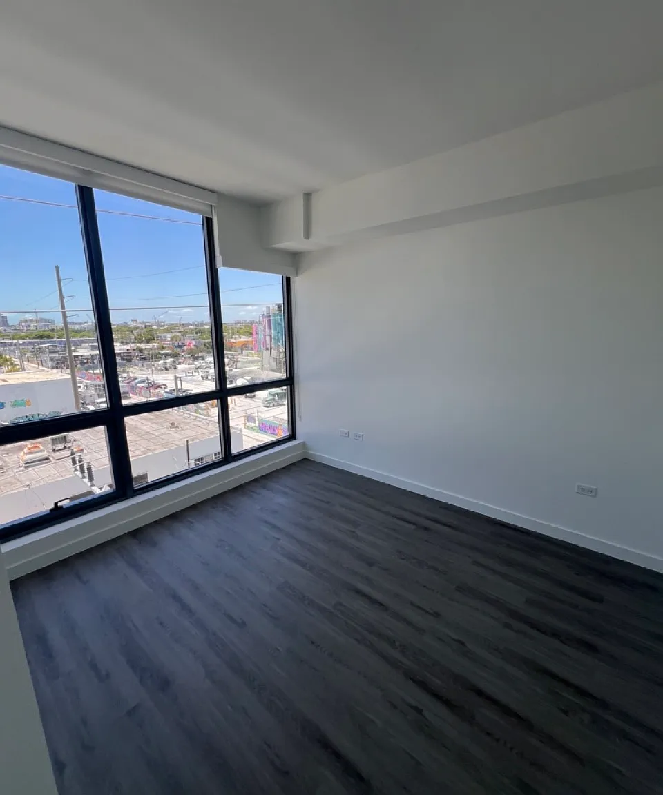 2 bed, 1038 sqft, $3,265 — Photo 4