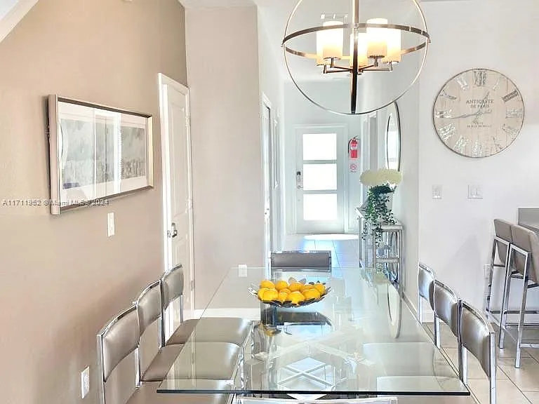 8955 Cabot Cliffs Dr — Photo 2