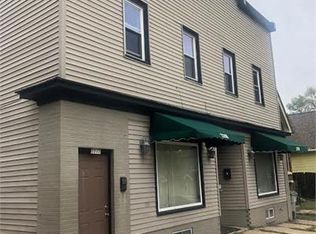 2210 W Mitchell St, Milwaukee, WI 53204