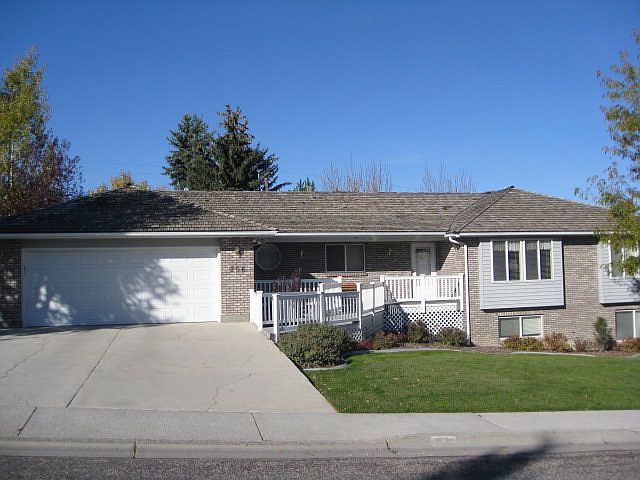1st image of 256 Nez Perce Ave