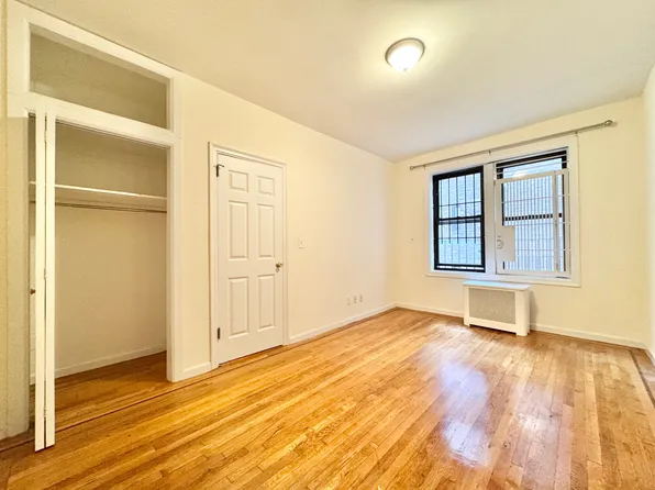 43-33 42nd Street image 6 of 9