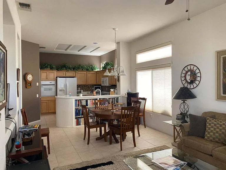 78786 Gorham Ln — Photo 12
