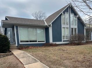 7710 W 86th St UNIT 1, Overland Park, KS 66212