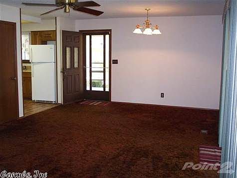 4th image of 175 E Lakeshore Dr