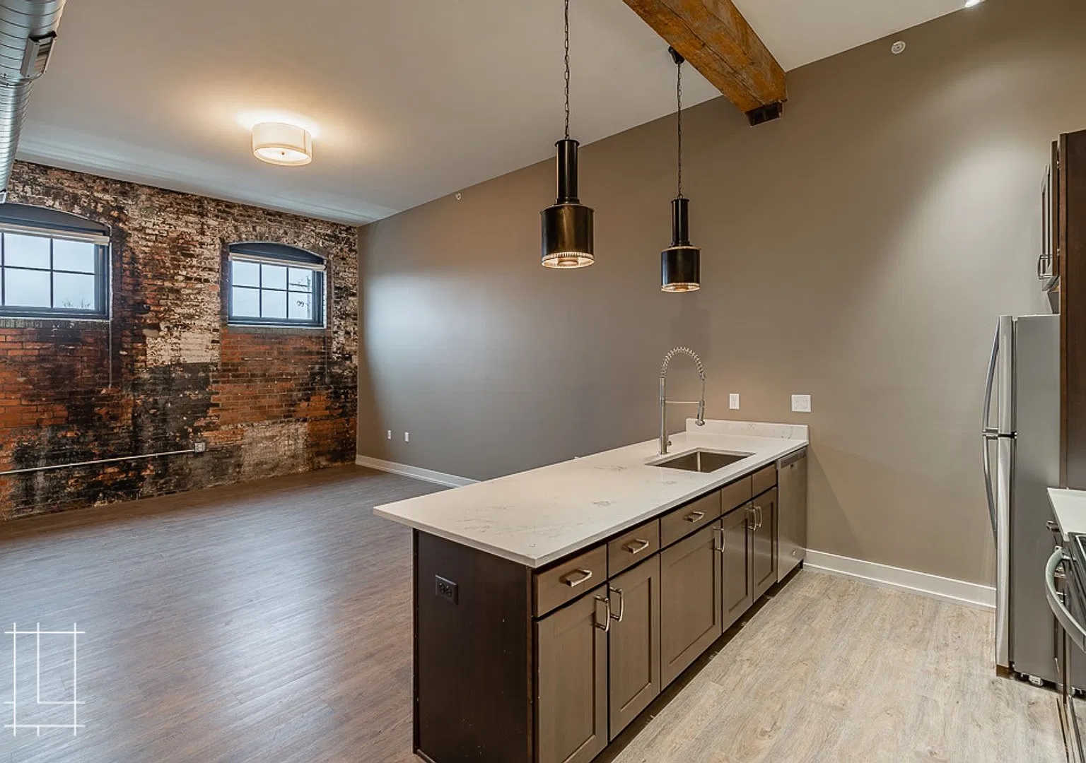 180 Detroit Ave — Photo 3