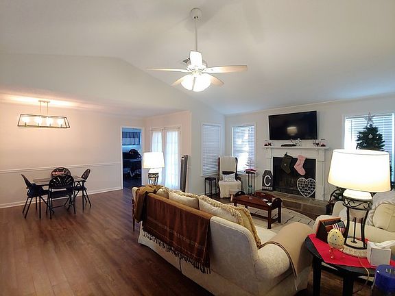 5th image of 2341 Georgia Ln