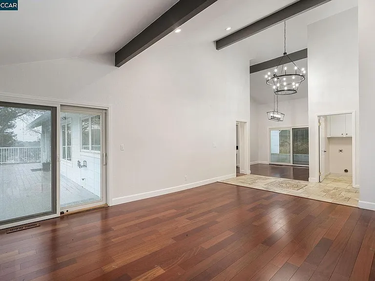 Duperu Dr — Photo 18