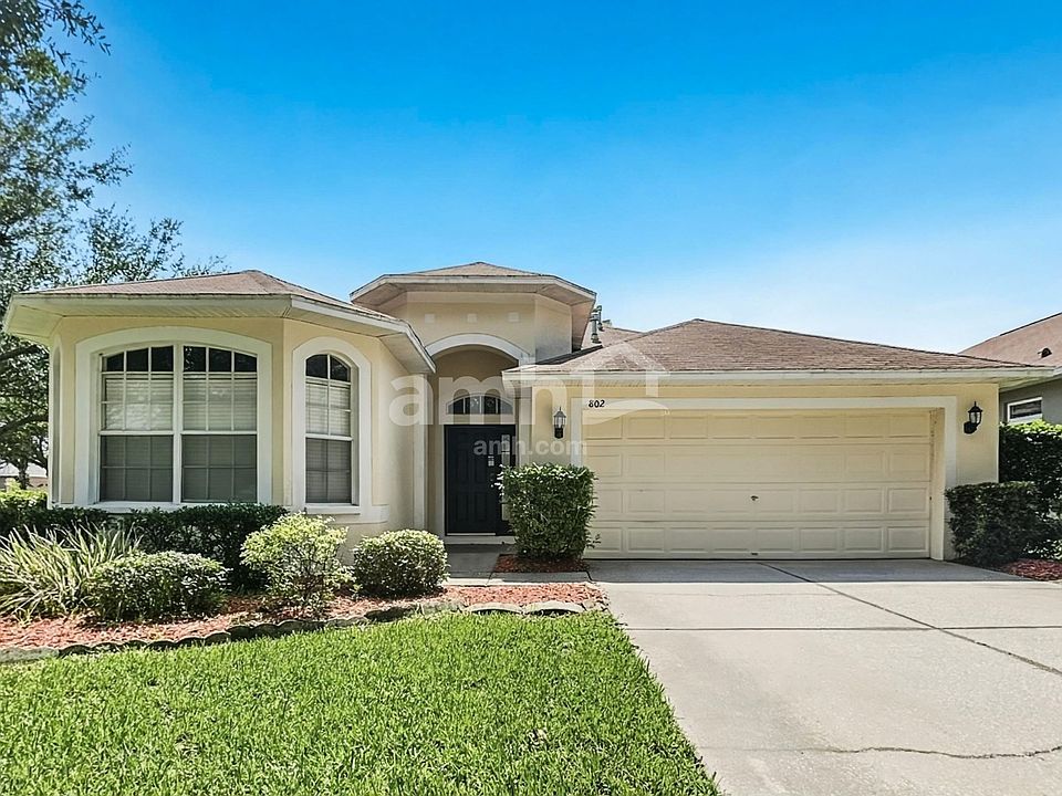 1st image of 802 Lesa Glen Pl