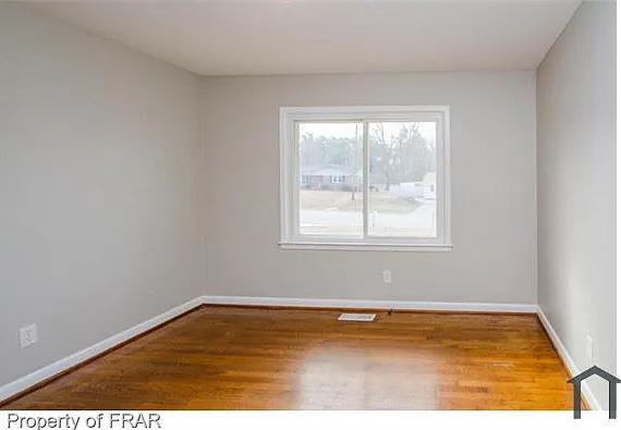 2 bed, 1153 sqft, $1,350 — Photo 3