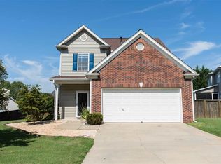 734 Onyx Cir, Boiling Springs, SC 29316