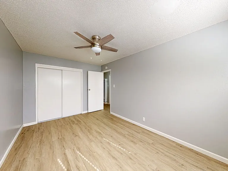312 Rodeo Ave — Photo 23
