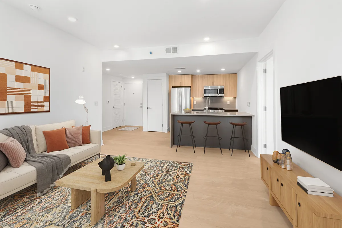 Floor plan 605