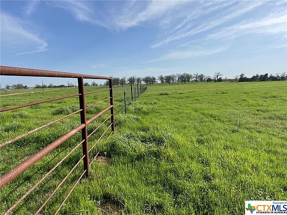 4th image of 450 Johnson Farms