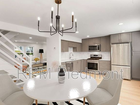 4th image of 2879 Royal Path Ct