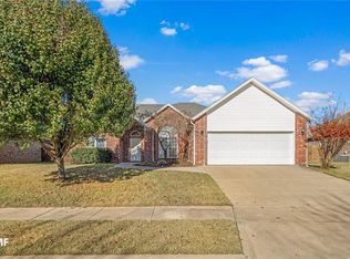 1204 SW Willow Bend Ave, Bentonville, AR 72712