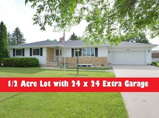 4802 University Dr S, Fargo, ND 58104