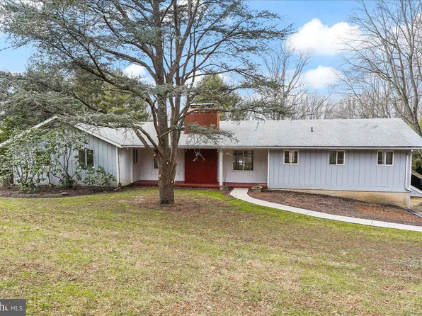 135 Sawin Ln, Hockessin, DE 19707