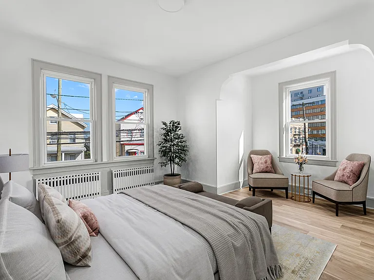 163 Summit Ave — Photo 3