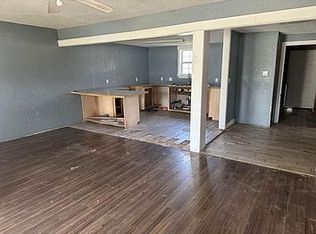 518 E Main St, Carterville, MO 64835
