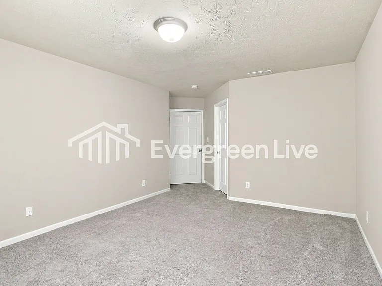 7823 Trisa Ct — Photo 7