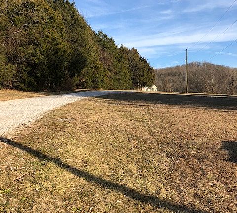 3rd image of 146 Head Ln