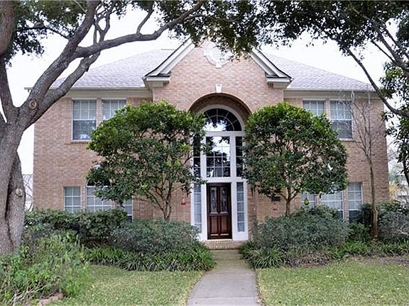 22011 Treesdale Lane from street