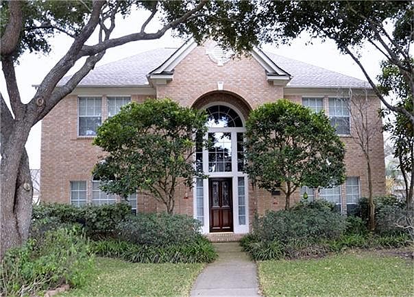 22011 Treesdale Lane from street
