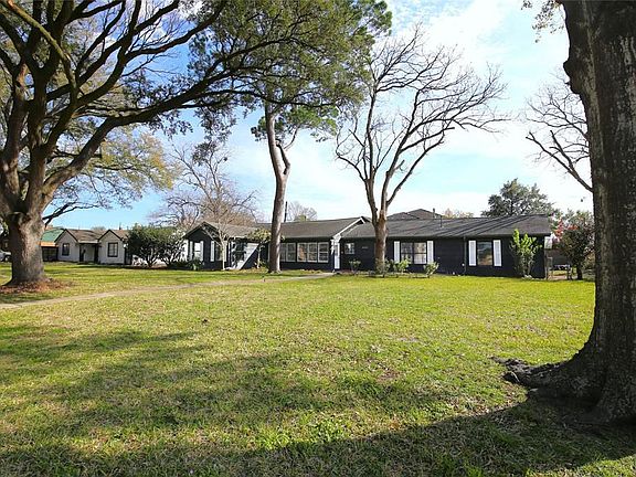 3rd image of 5221 Palmetto St