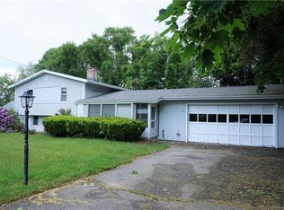 31 Elrin Pl, New London, CT 06320