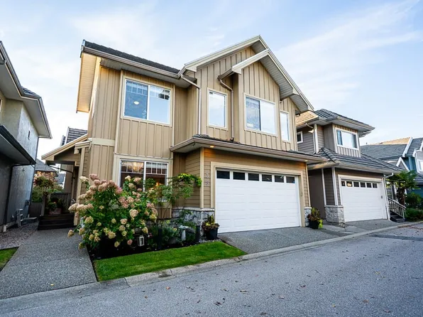 3363 Rosemary Heights Cres #35, Surrey, BC V3Z 0X8