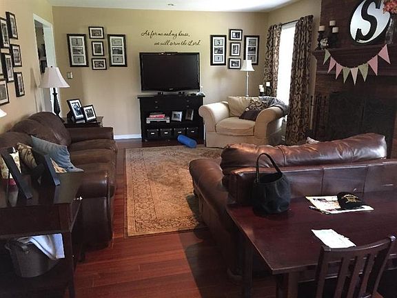 5th image of 187 Woodwalk Ct