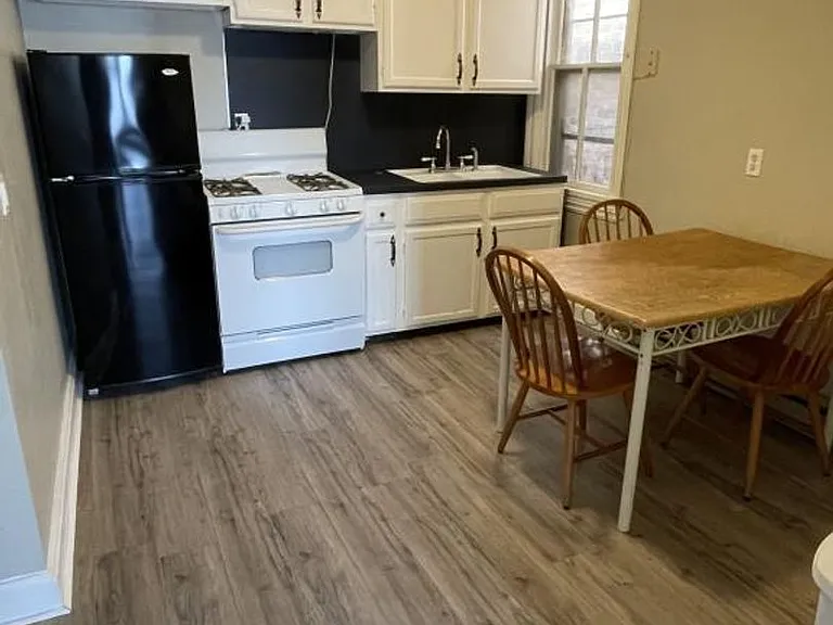 142 S Hanover St #2 — Photo 6