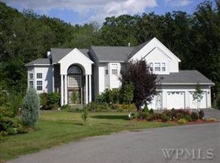 9 Juniper Way, Wappingers Falls, NY