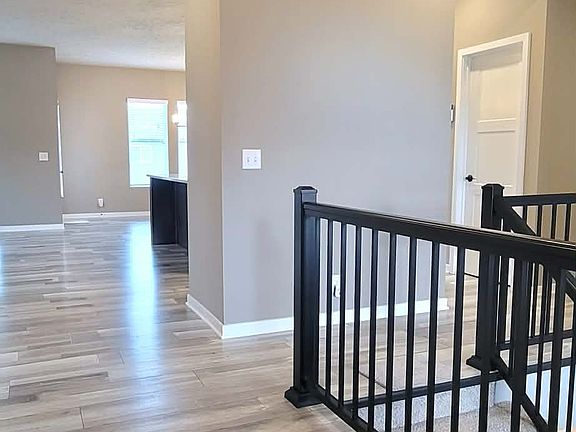 3rd image of 5708 N 181st Ave