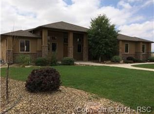 555 S Meredith Dr, Pueblo West, CO 81007