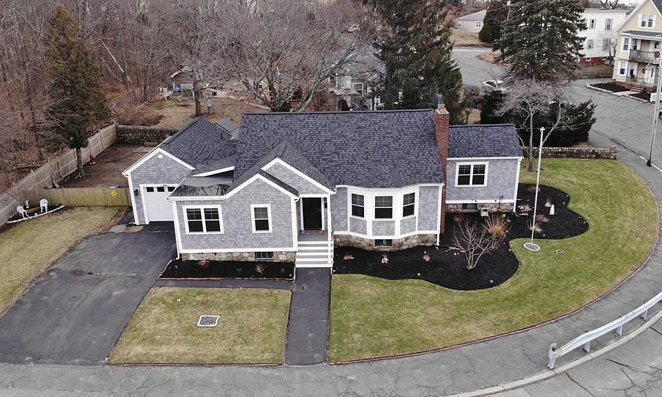 1st image of 500 Parkland Ave