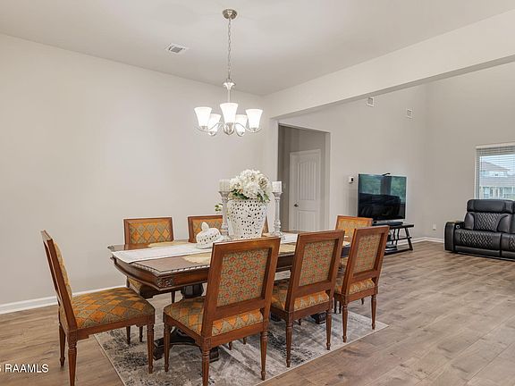 4th image of 213 Grace View Dr