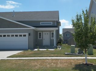 3446 Eagle Run Ln, West Fargo, ND 58078