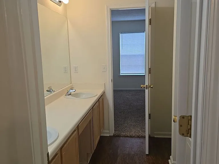9826B Whitfield Avenue Ext — Photo 12