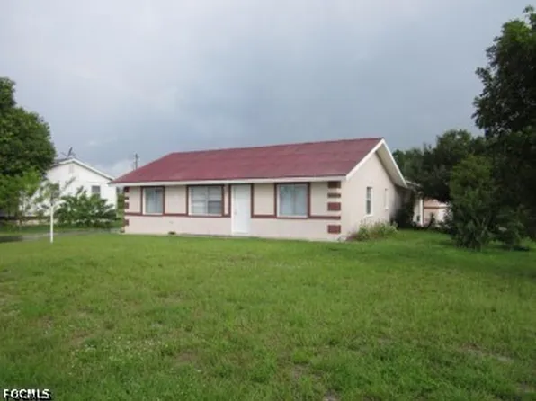 5300 5th St W, Lehigh Acres, FL 33971