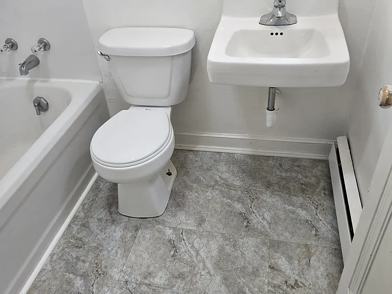 422 Jackson St #1 — Photo 9