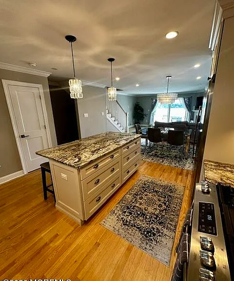 15 Chapin Ave — Photo 6
