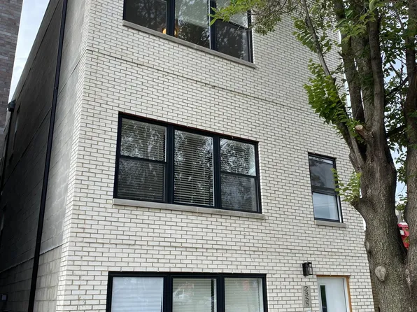 2355 W 18th Pl #1R, Chicago, IL 60608